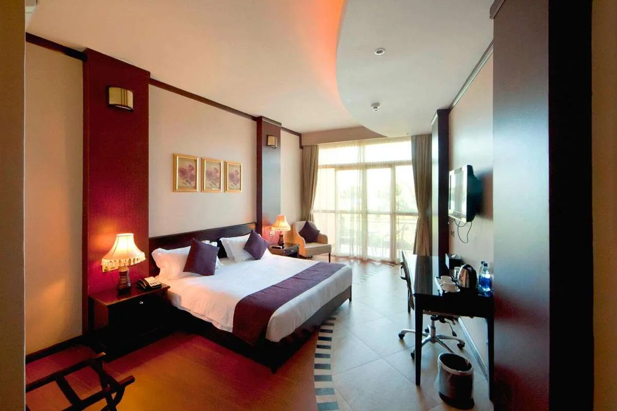 Protea Lodge